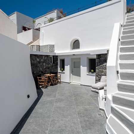 Angeleve Villa With Private Jacuzzi Тира Экстерьер фото